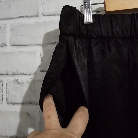 NEW J. Crew Astrid Wide-Leg Pant in Luster Crepe Black size 6 - Picture 8 of 12